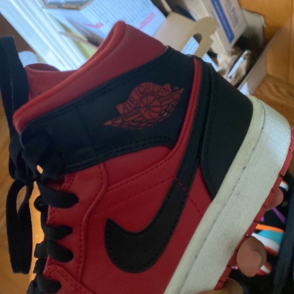 Real Jordan 1s for sale - Picture 3 of 5